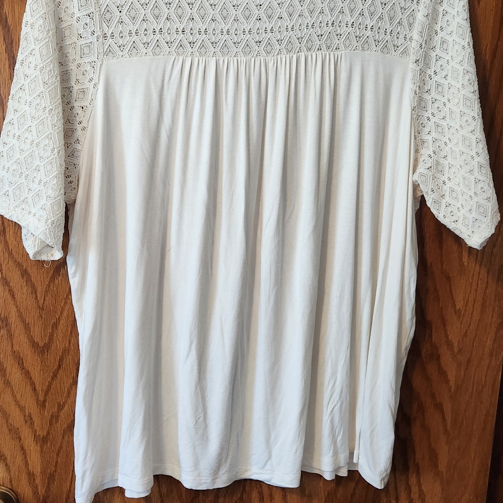 Super Cute, And Comfy Torrid White Lace Blouse